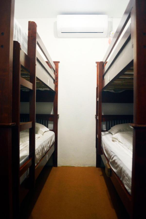 Warisan Family Inn Semporna Extérieur photo