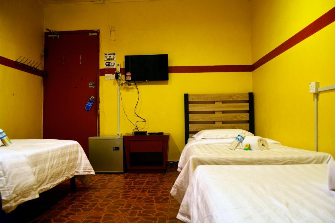 Warisan Family Inn Semporna Extérieur photo